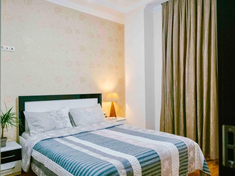 Ekaterine'S Apartments บาทูมิ ภายนอก รูปภาพ
