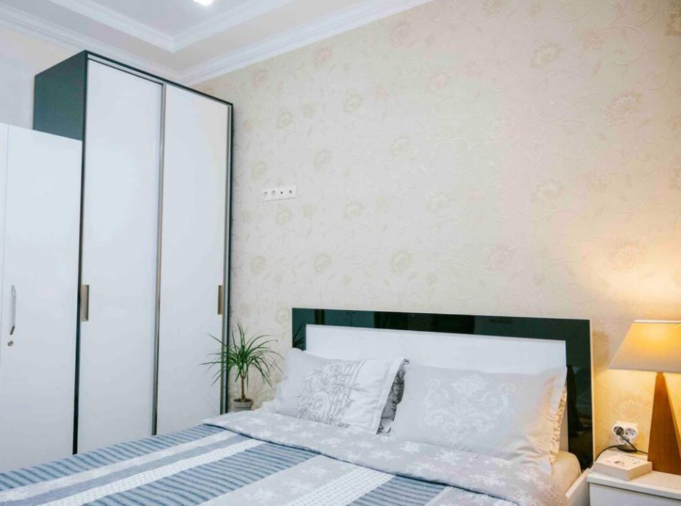 Ekaterine'S Apartments บาทูมิ ภายนอก รูปภาพ